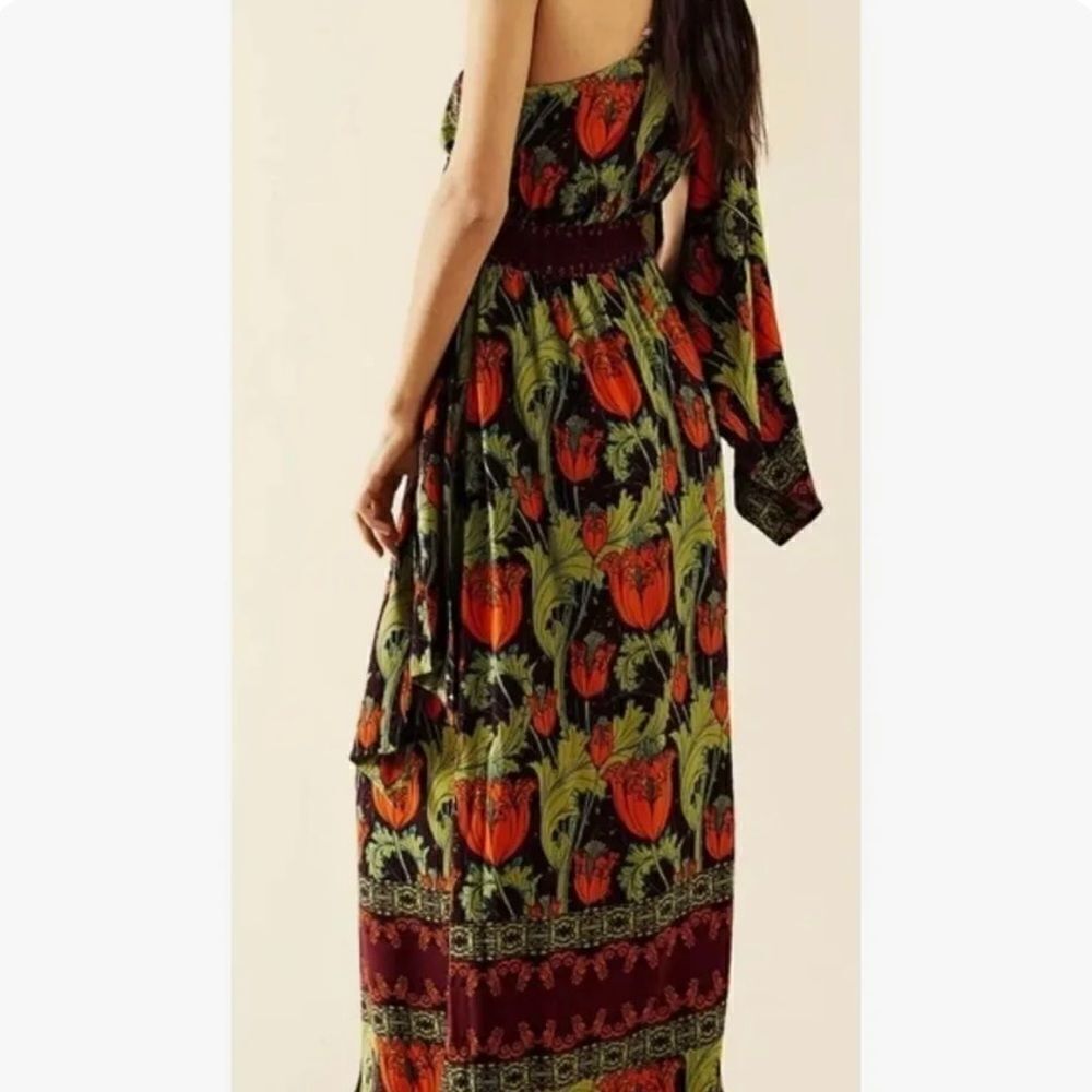 NWT Free People Pardon My French Maxi
One Shoulder Dress Size XS
Retail $228 New - Picture 9 of 11